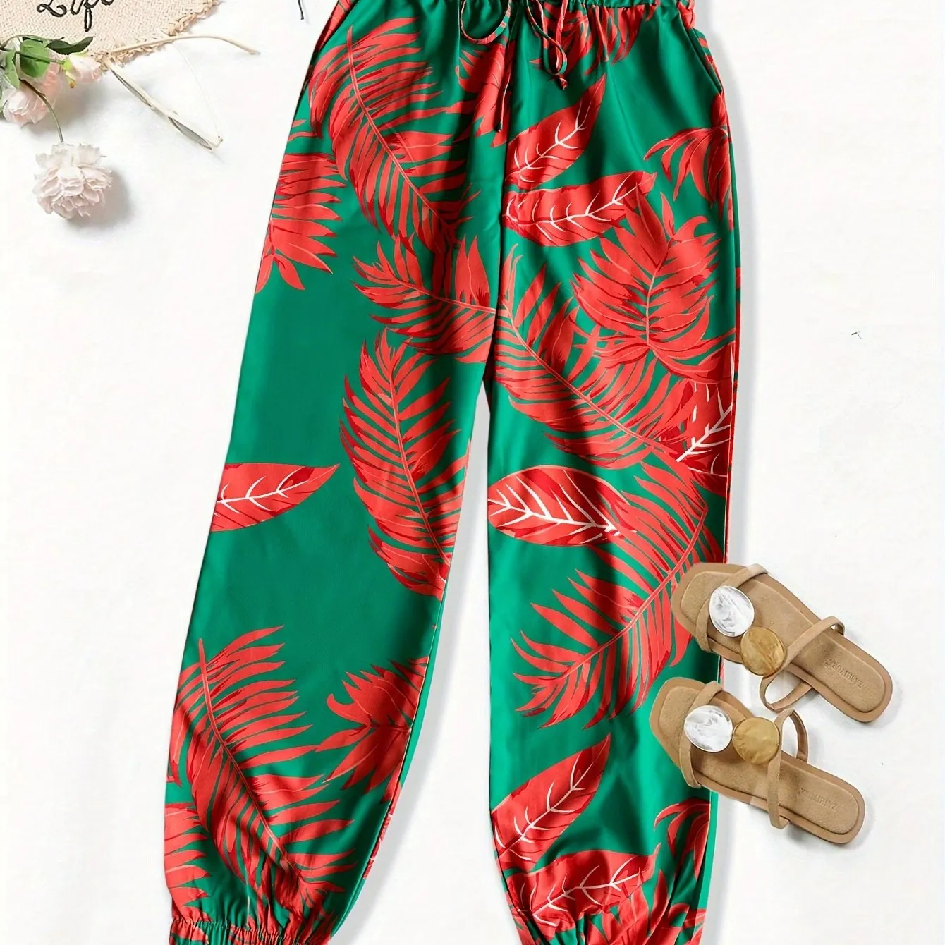 Chic and Durable Floral Print Baggy Joggers: Comfortable, Easy-Care Women's Pants with Pockets for All Seasons