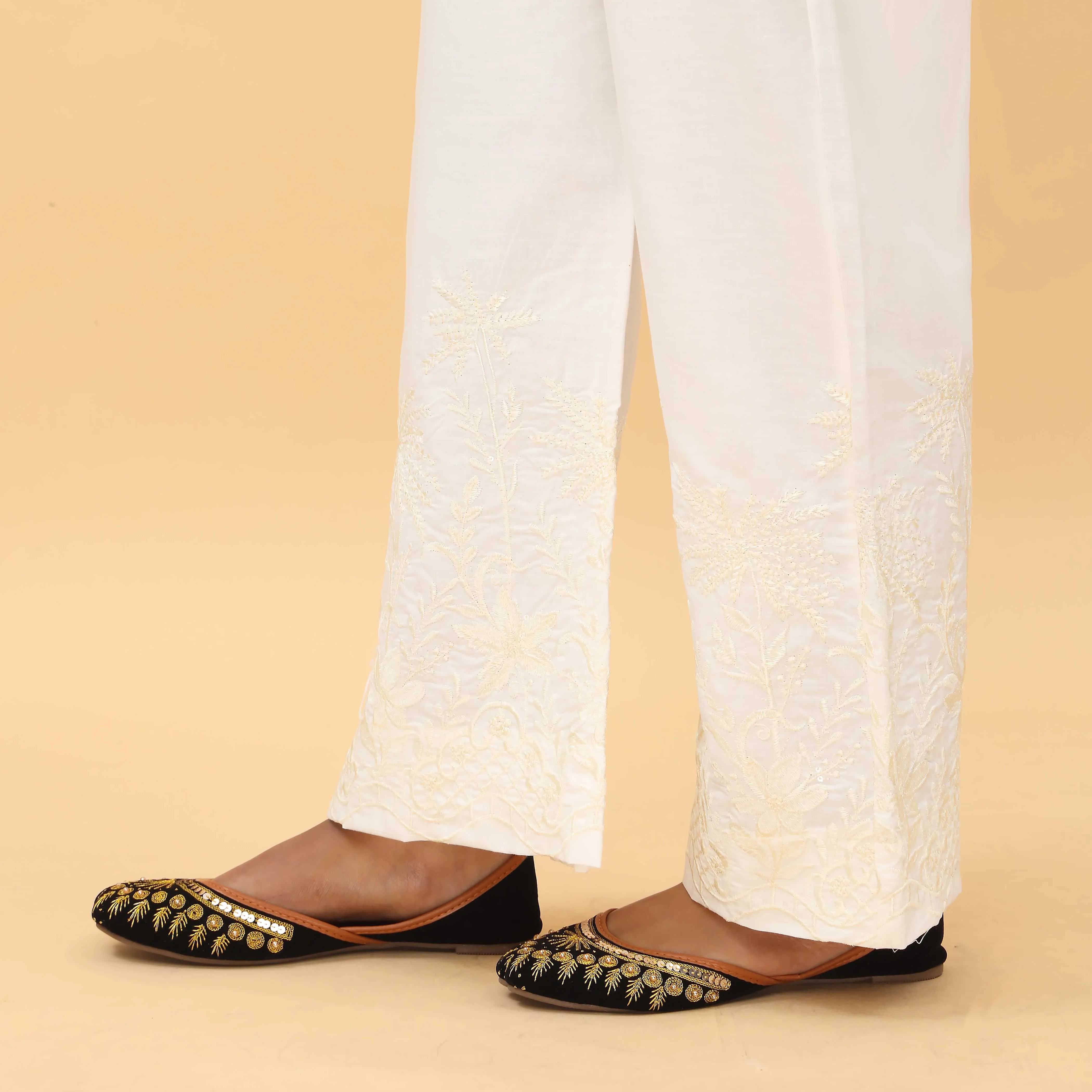 Cream Straight Fit Embellished Trouser PL4073