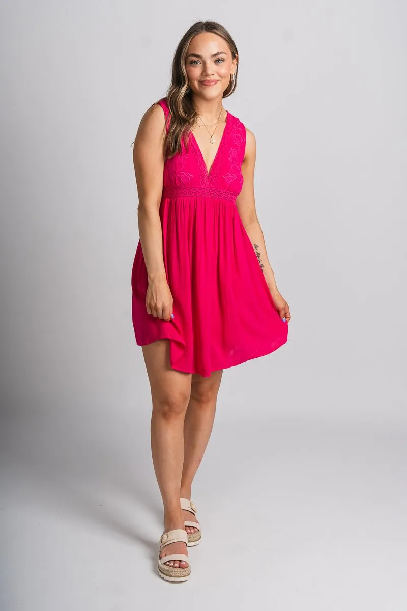 Lace mini dress fuchsia