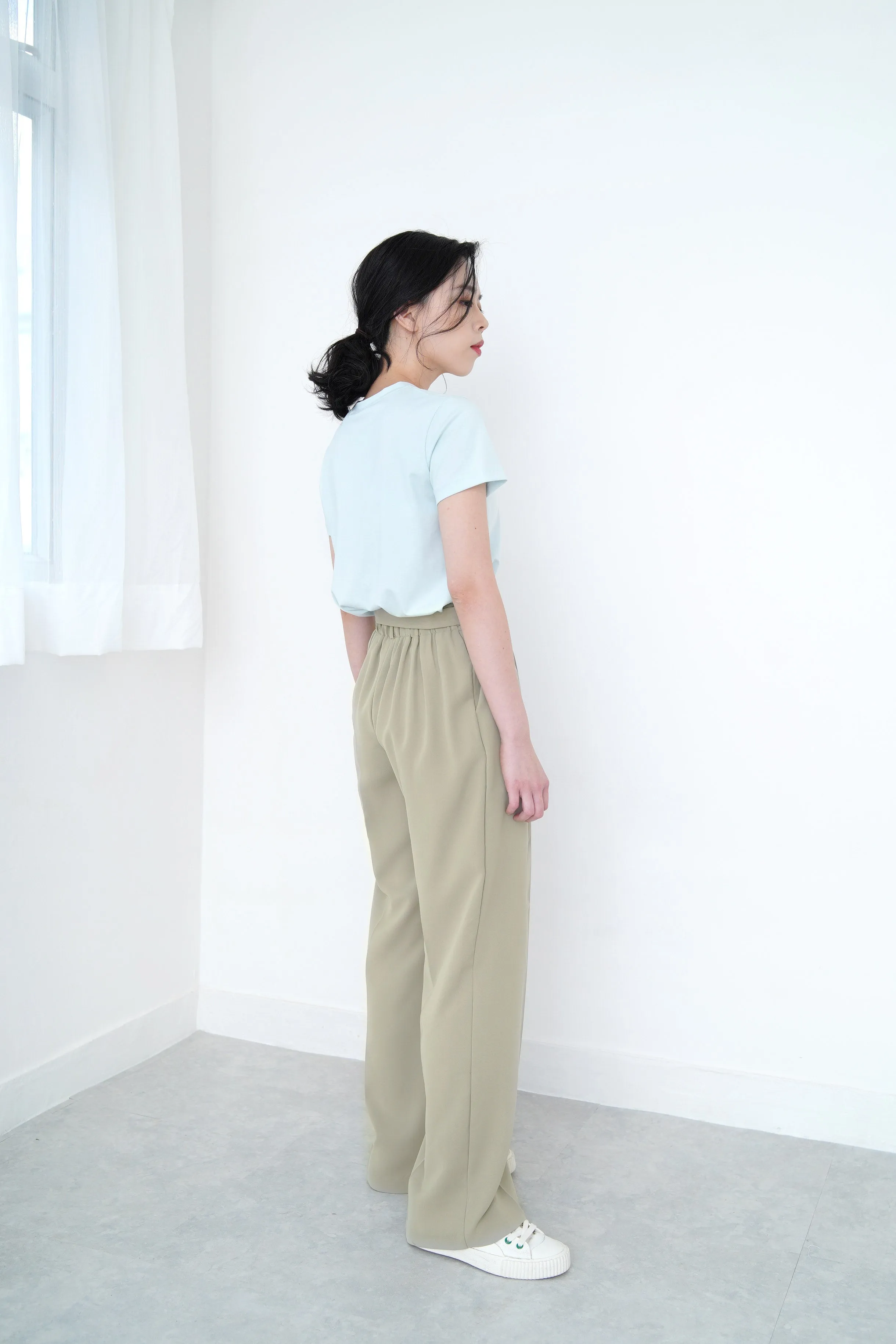 Pastel blue basic tee top in crop cut