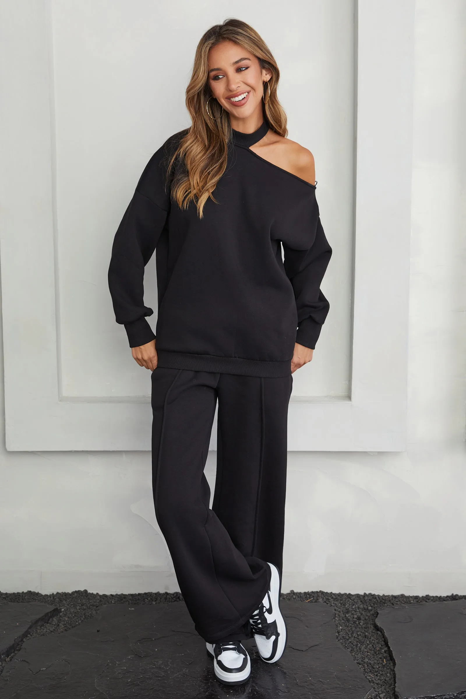 The Cozy Fleece Cutout Sweatshirt